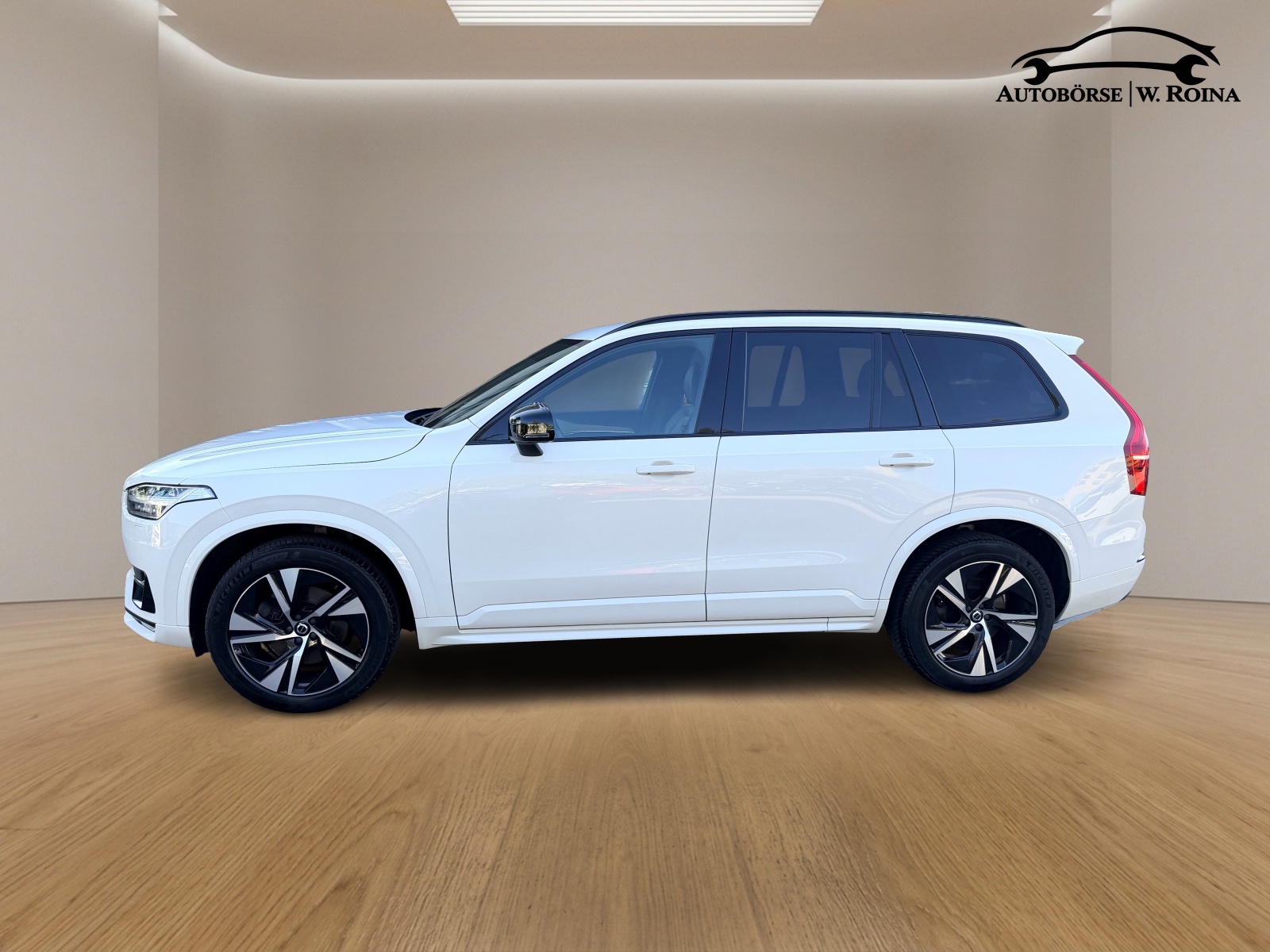 VOLVO XC90 B5 Diesel AWD R-Design Geartronic-image-5