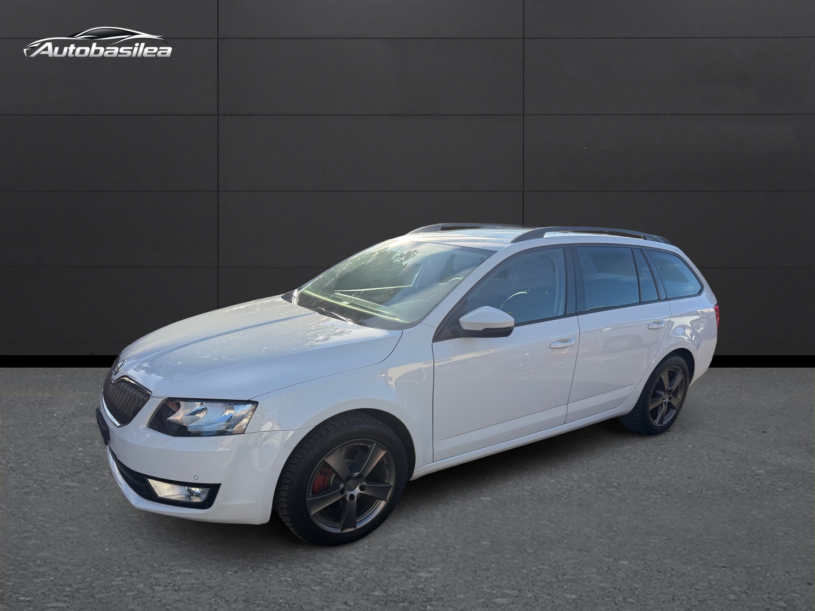 SKODA Octavia Combi 2.0 TDI Ambition 4x4 DSG-showroom-element-1