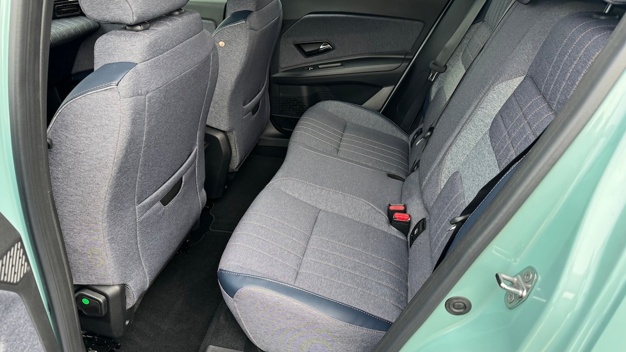 RENAULT R4 E-Tech Comfort Range 52 kWh Techno-image-18