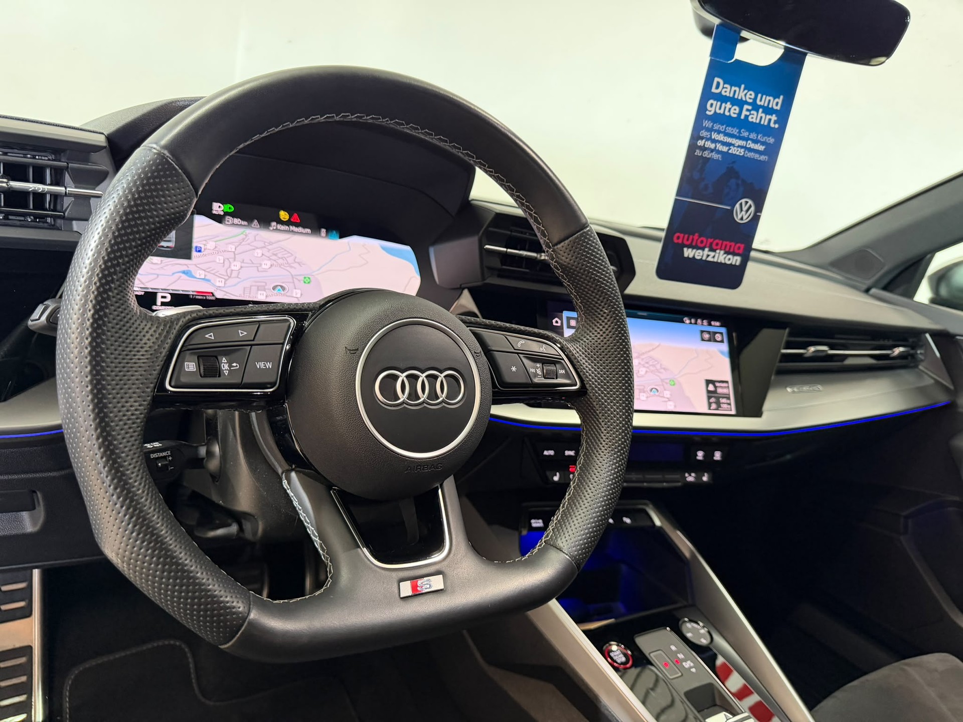AUDI S3 Limousine 2.0 TFSI quattro S-tronic-image-5