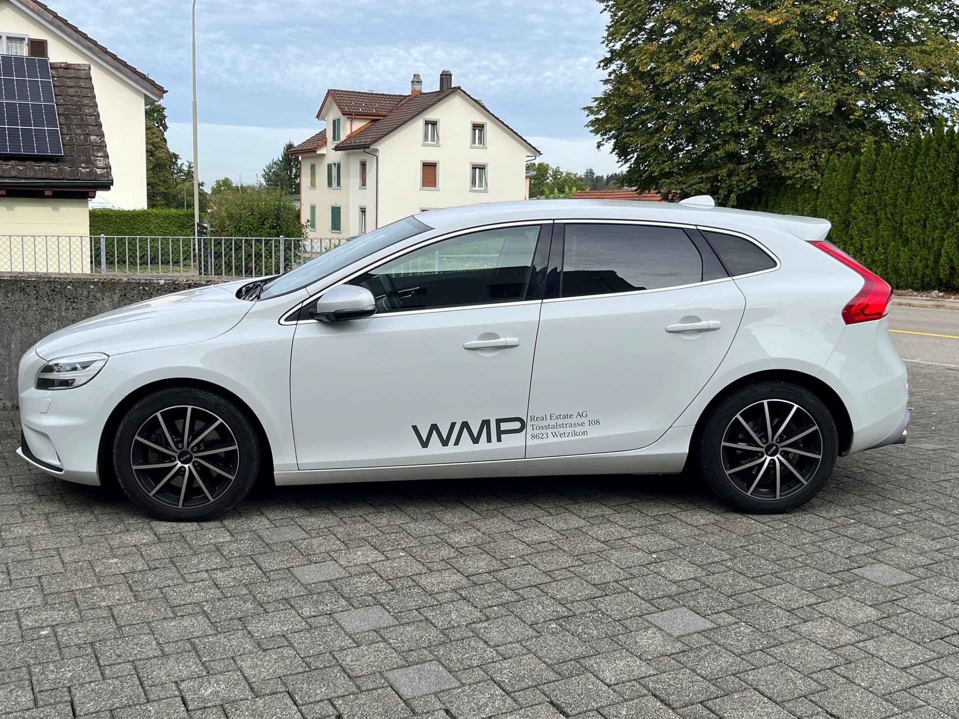 VOLVO V40 2.0 D3 R-Design S/S