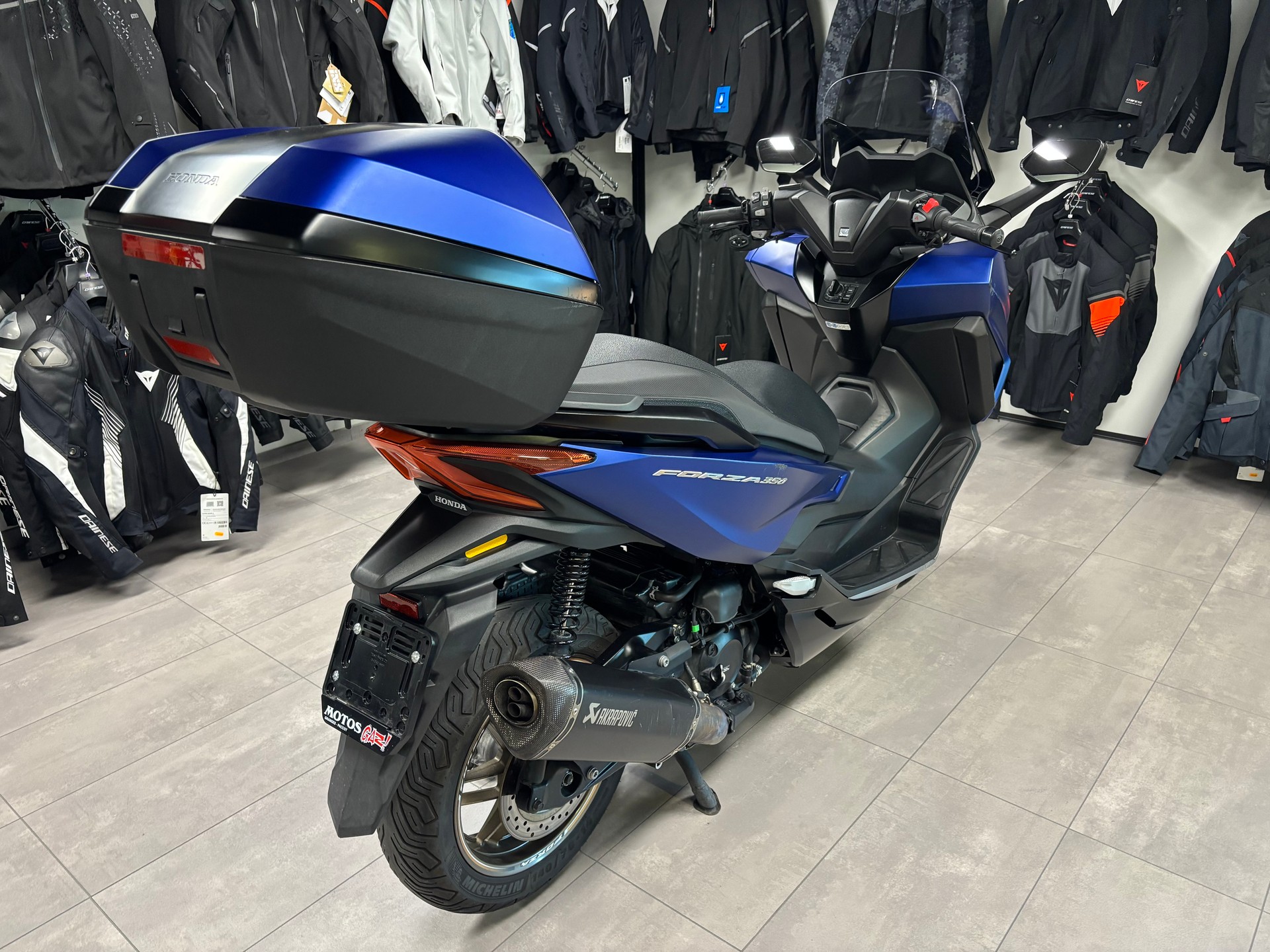 HONDA NSS 350 Smart Top Box-image-4