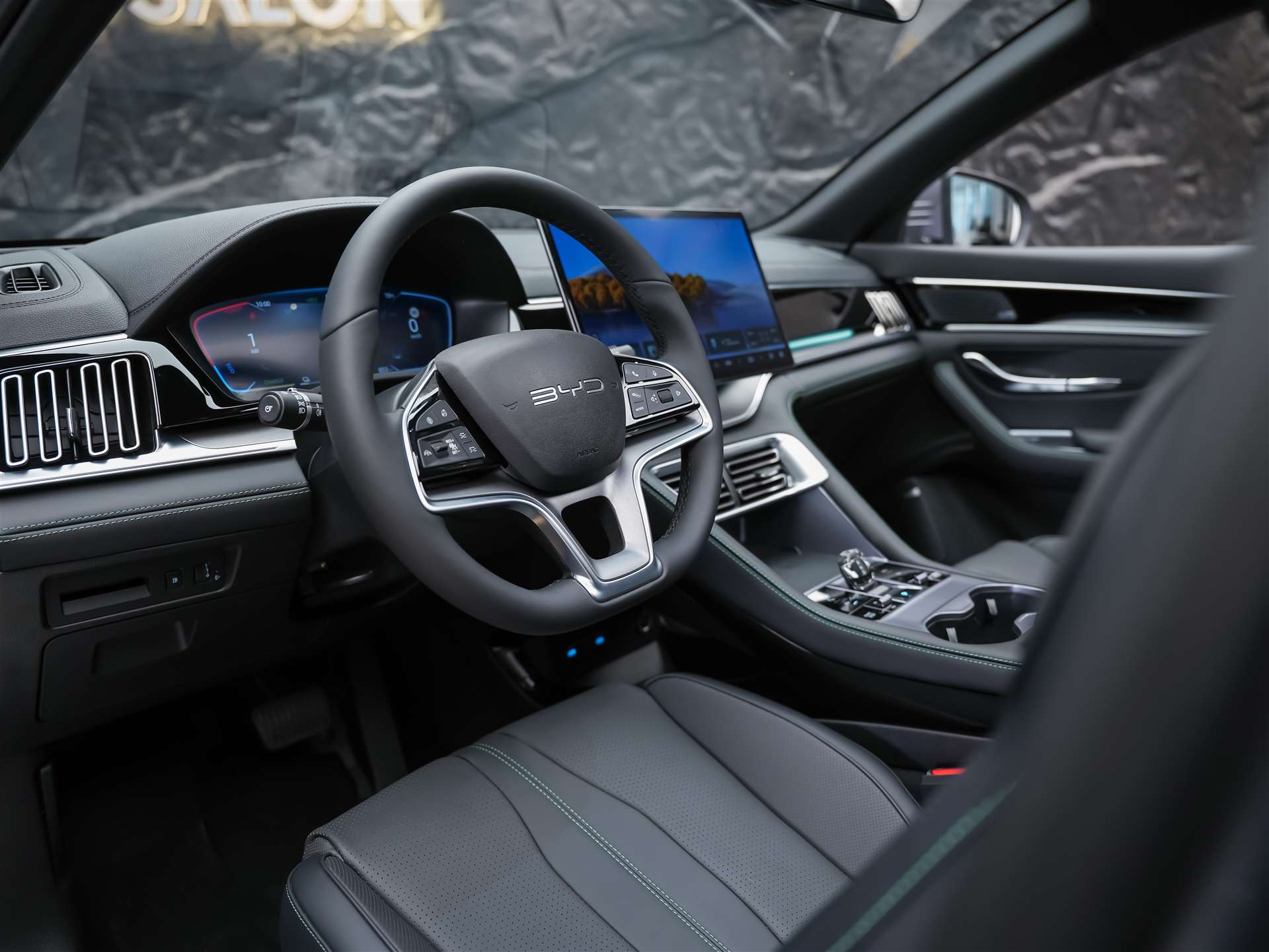 BYD Seal U DM-i Design AWD *SOFORT Verfügbar*Werksgarantie*Lenkradheizung*Sitzbelüftung*360° Kamera*-image-7