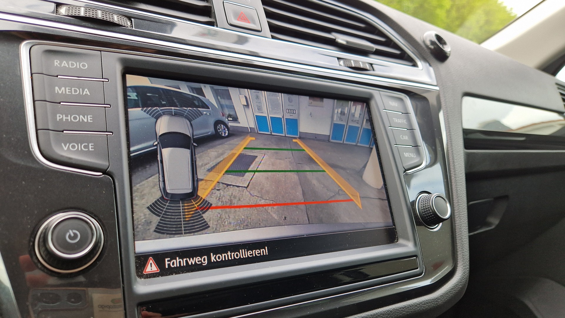 VW Tiguan 2.0 TDI Highline SCR DSG-image-10