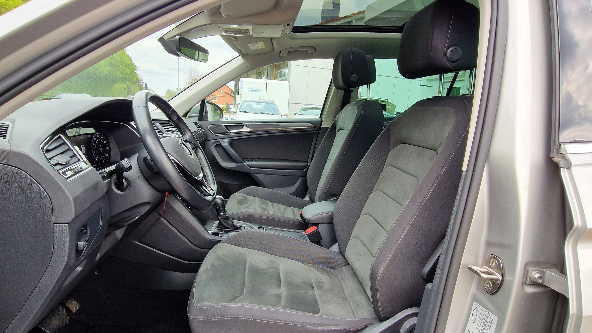 VW Tiguan 2.0 TDI Highline SCR DSG-image-4