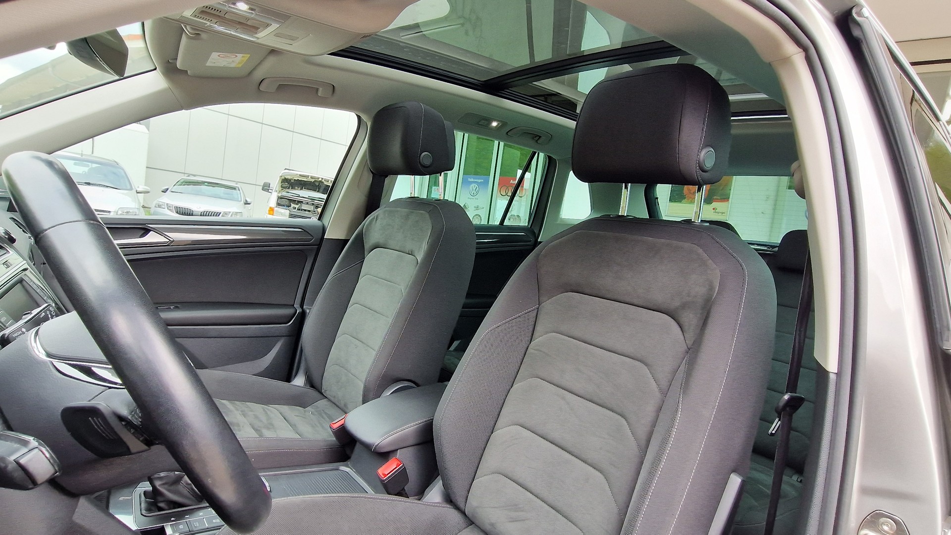 VW Tiguan 2.0 TDI Highline SCR DSG-image-5