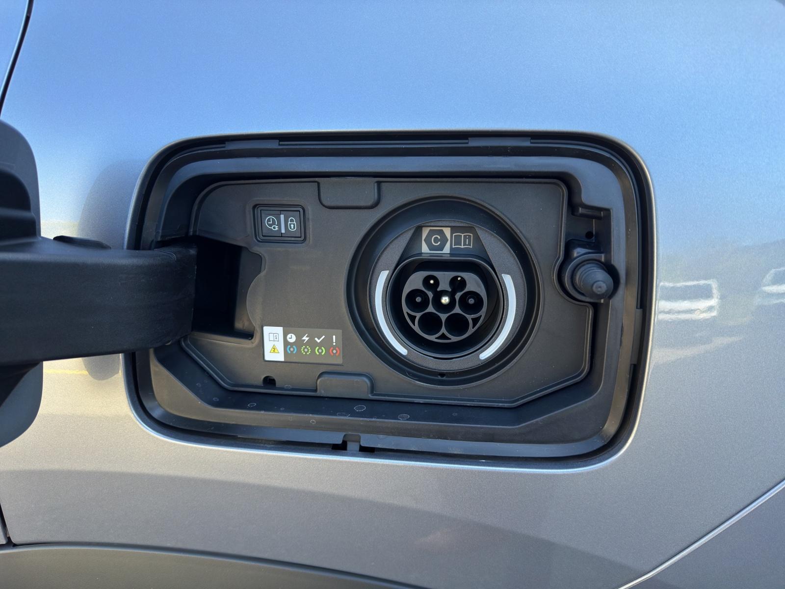CITROEN C5 Aircross 1.6 Plug-in Hybrid 225 Max-image-18
