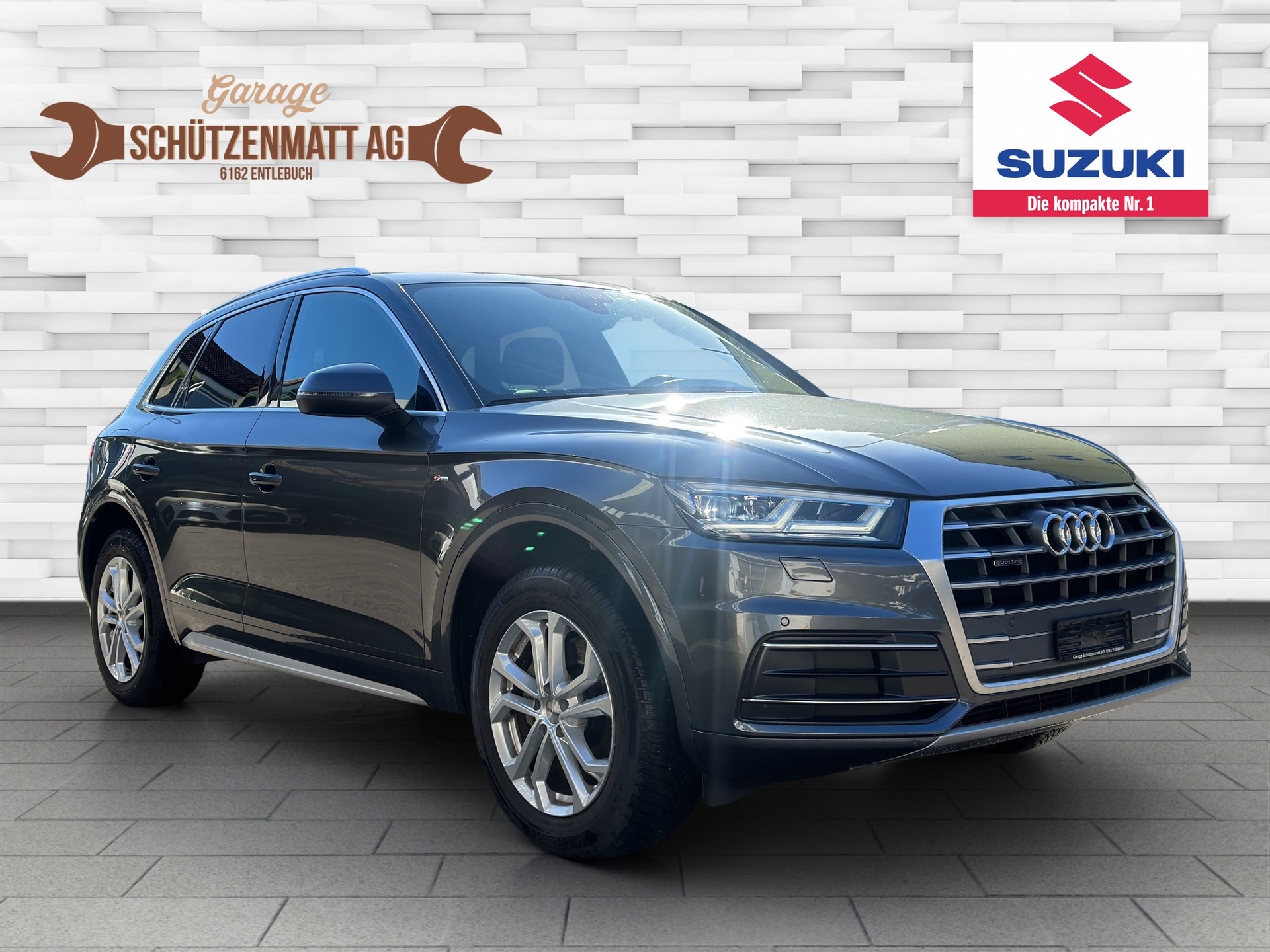 AUDI Q5 2.0 TFSI quattro S-tronic-image-1