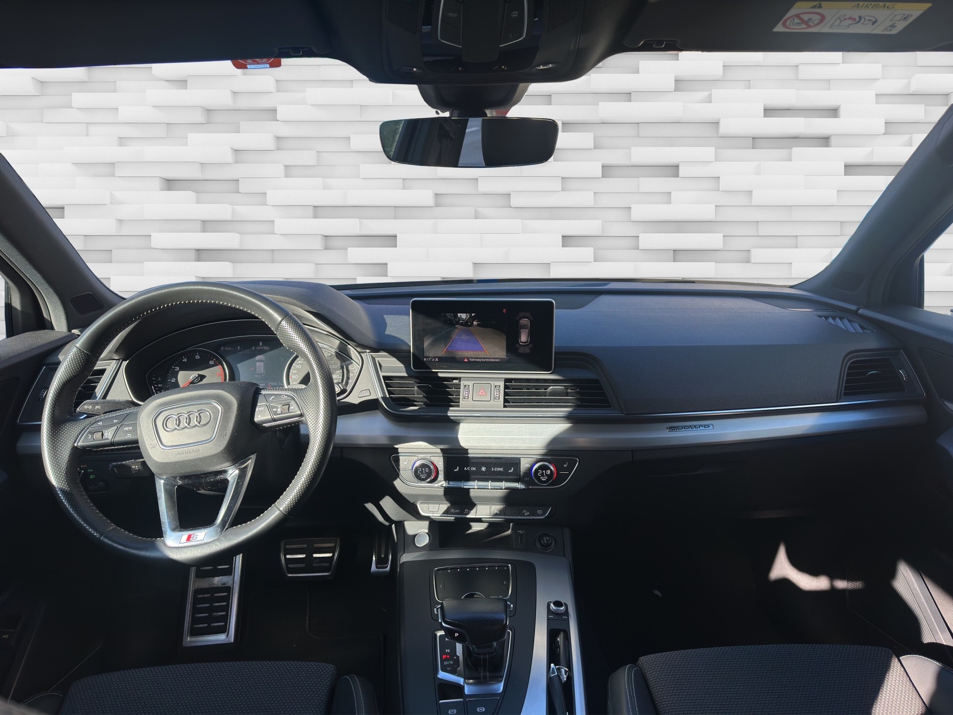 AUDI Q5 2.0 TFSI quattro S-tronic-image-6