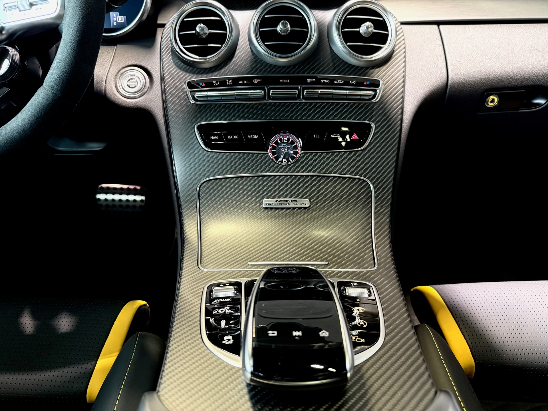 MERCEDES-BENZ C 63 S AMG **Final Edition 1of 499**-image-19