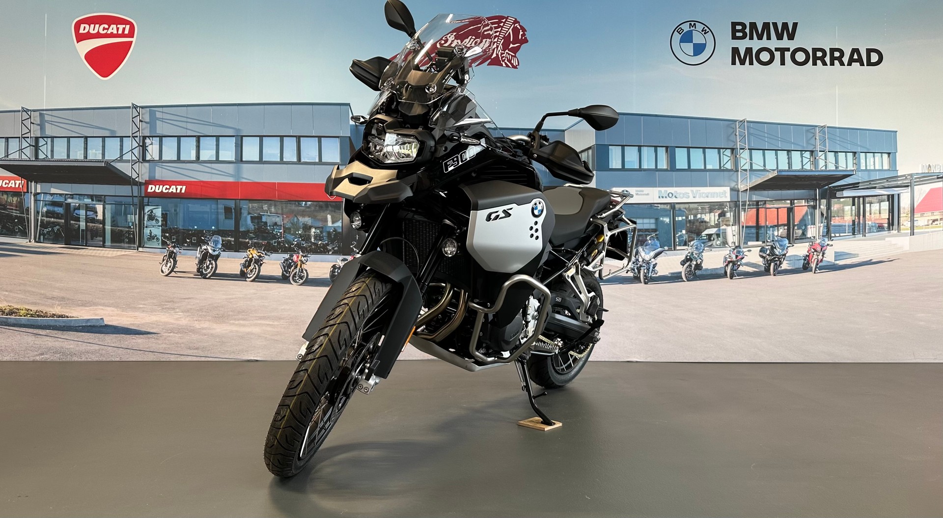 BMW F 900 GS Adventure-image-1