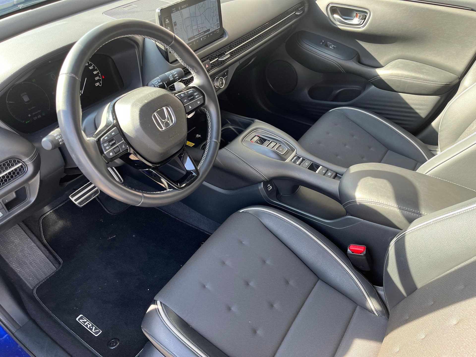 HONDA ZR-V 2.0 i-MMD Sport-image-8