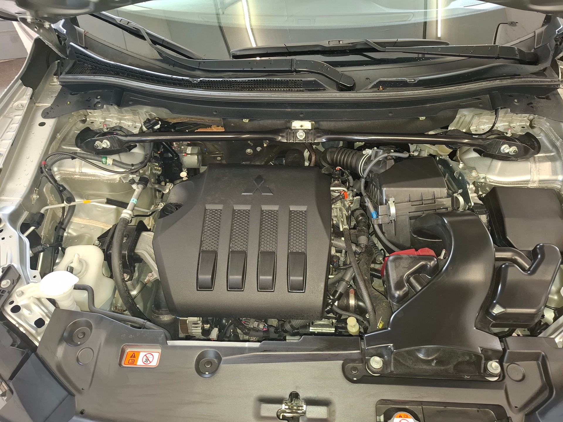 MITSUBISHI Eclipse Cross 1.5 T-Mivec Value 4WD CVT-image-14