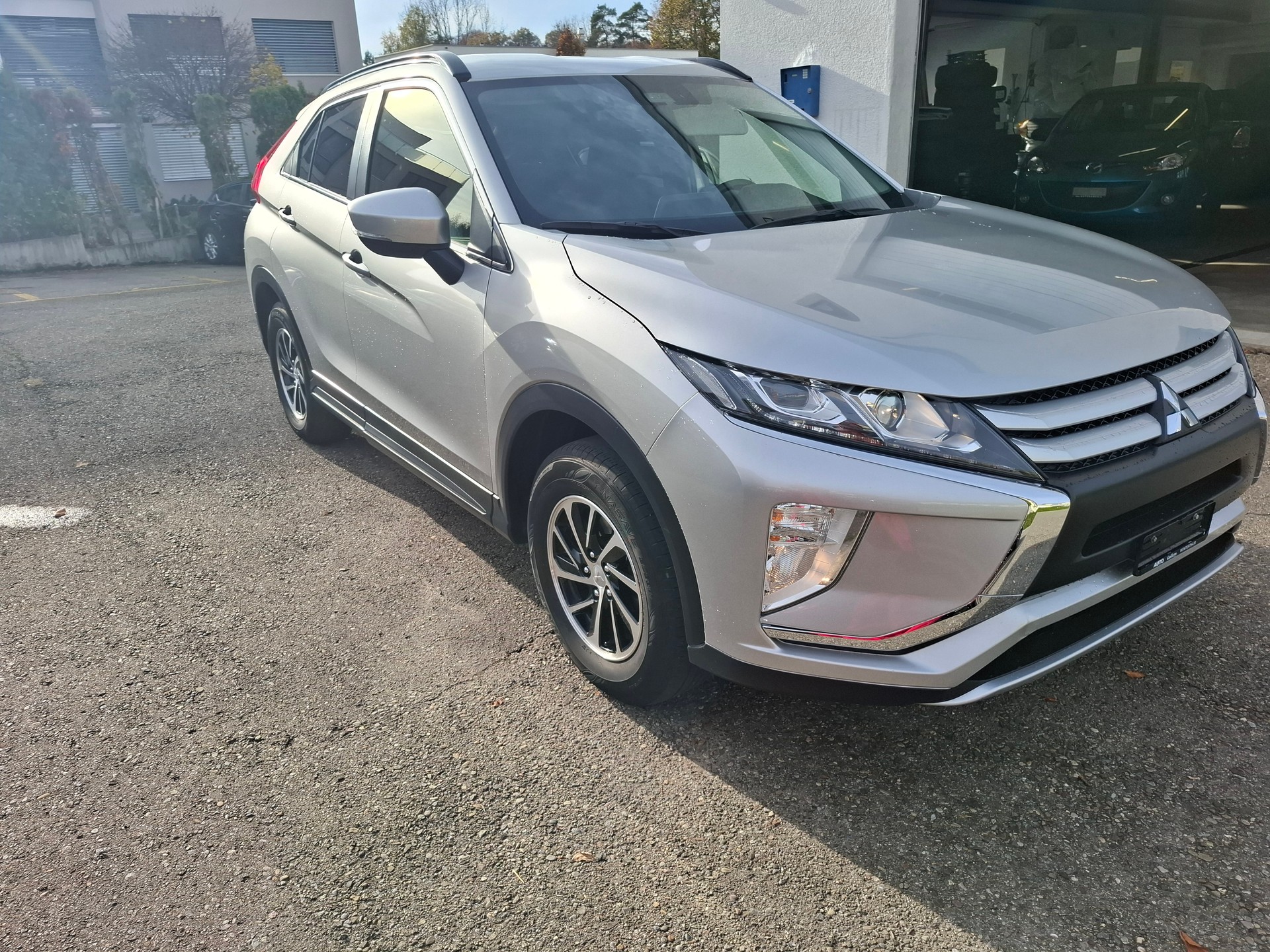 MITSUBISHI Eclipse Cross 1.5 T-Mivec Value 4WD CVT-image-3