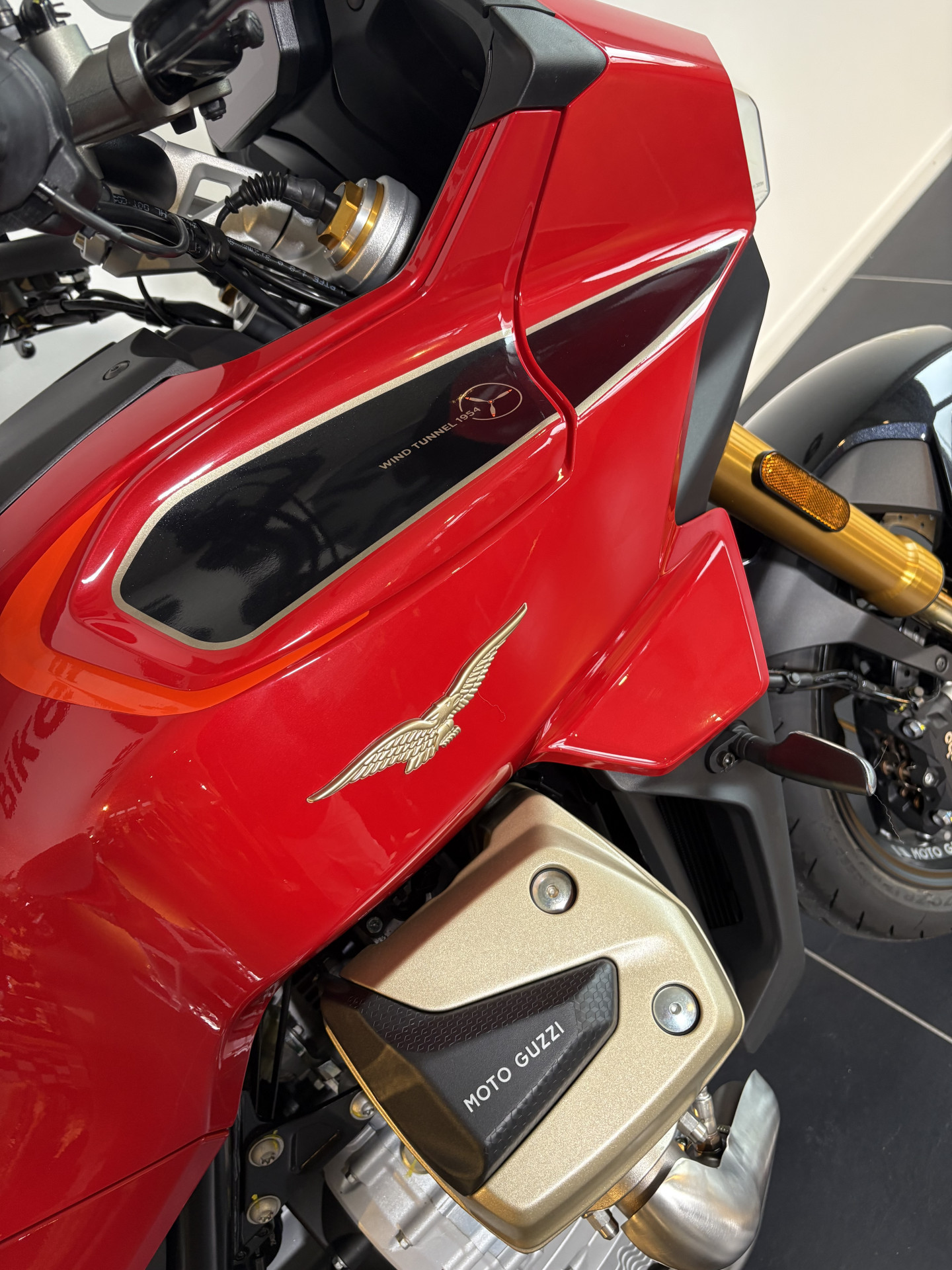 MOTO GUZZI V100 Mandello Wind Tunnel Wind Tunnel-image-5
