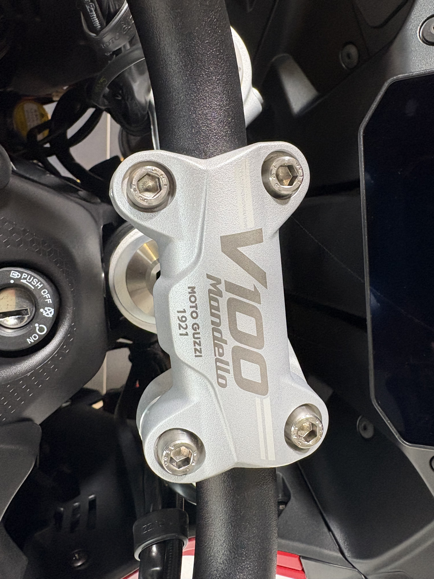 MOTO GUZZI V100 Mandello Wind Tunnel Wind Tunnel-image-6