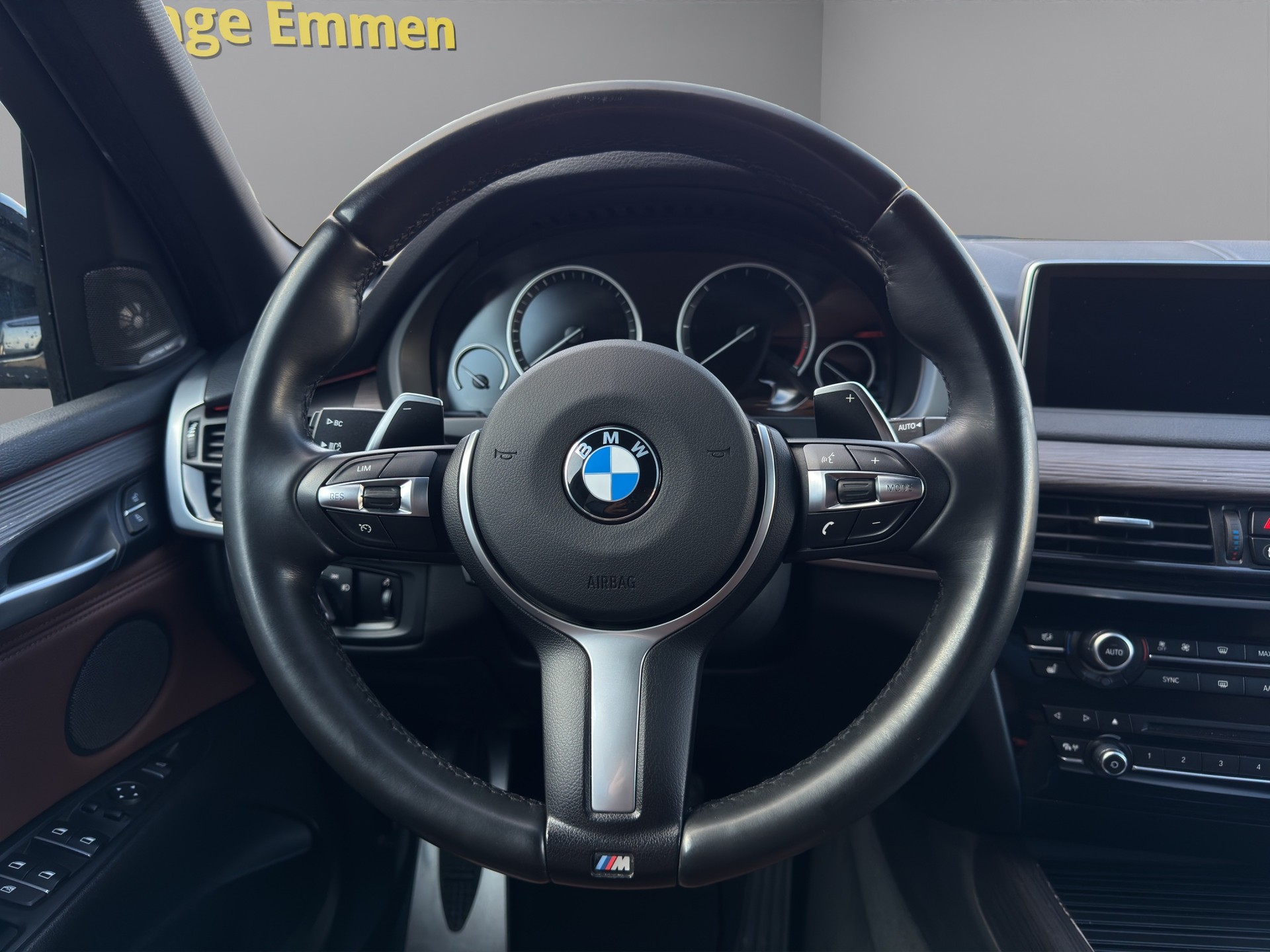 BMW X5 xDrive 30d Steptronic-image-11