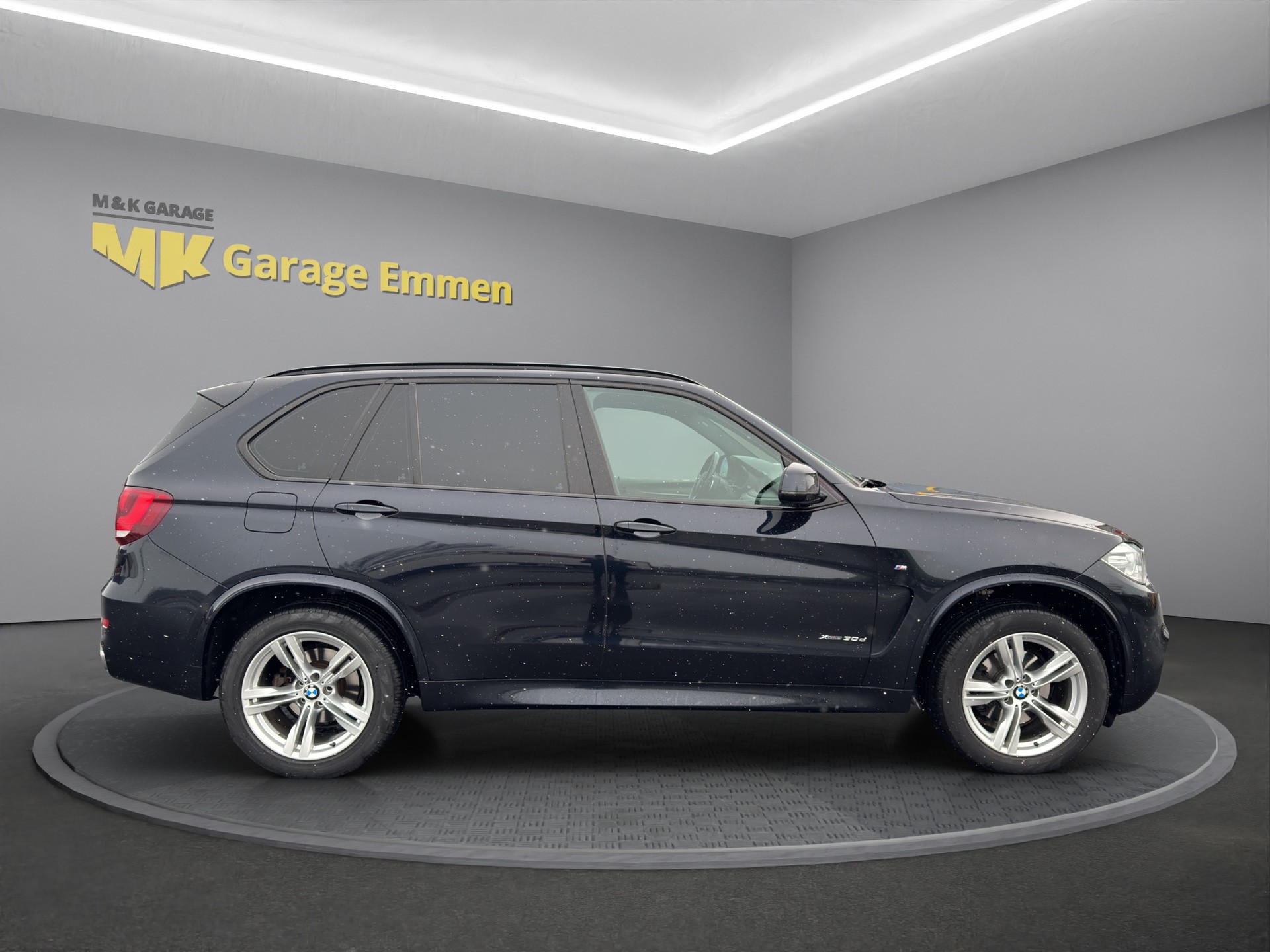 BMW X5 xDrive 30d Steptronic-image-5