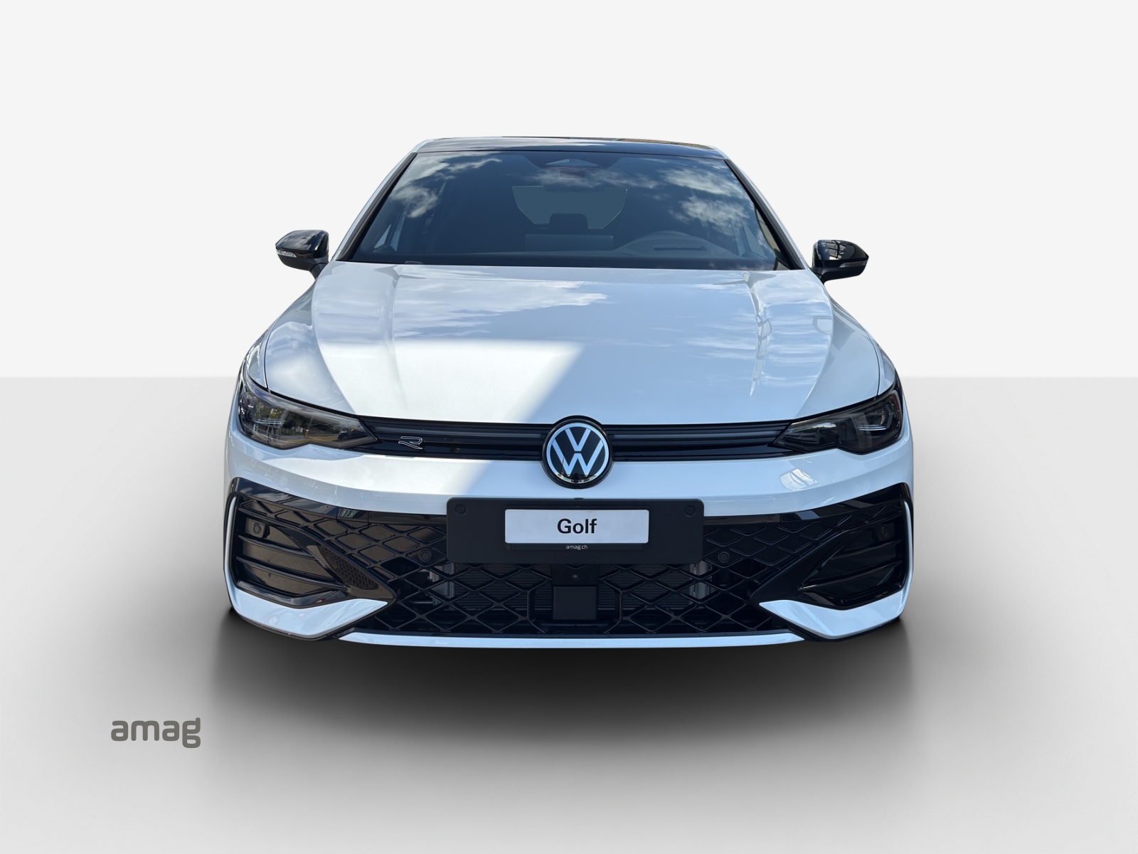 VW Golf 1.5 e TSI mHEV R-Line DSG-image-7
