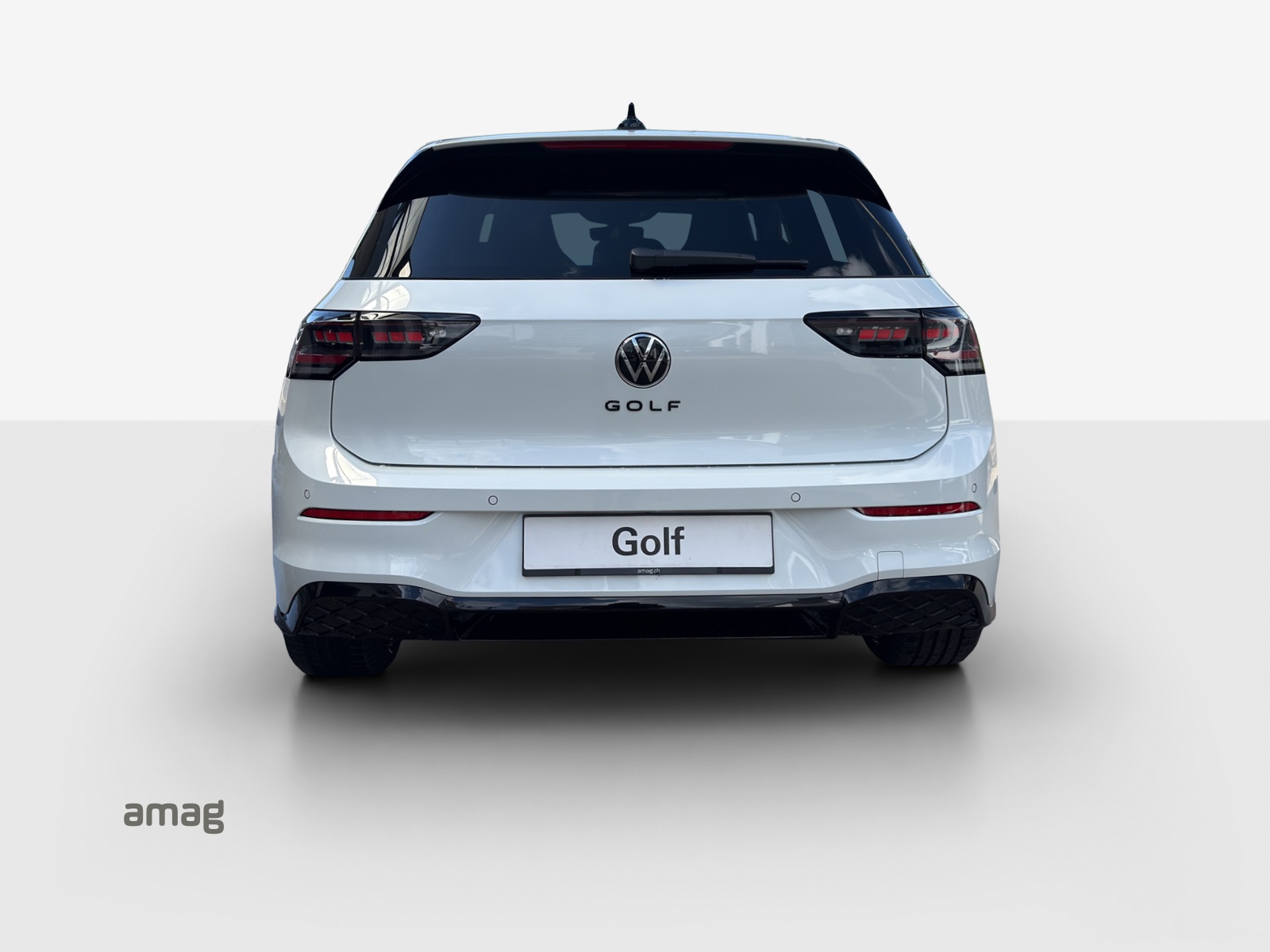 VW Golf 1.5 e TSI mHEV R-Line DSG-showroom-element-3