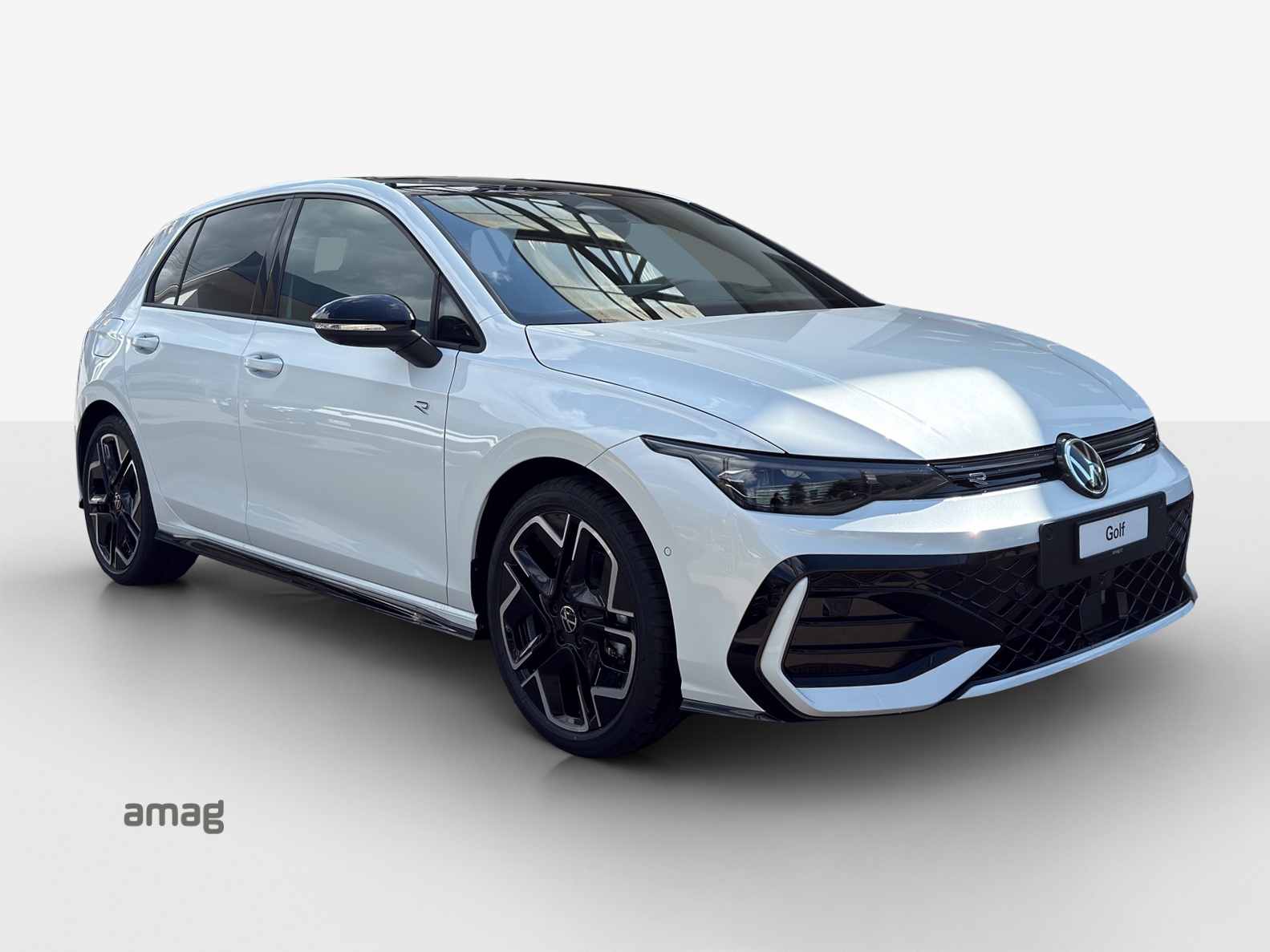 VW Golf 1.5 e TSI mHEV R-Line DSG-image-6