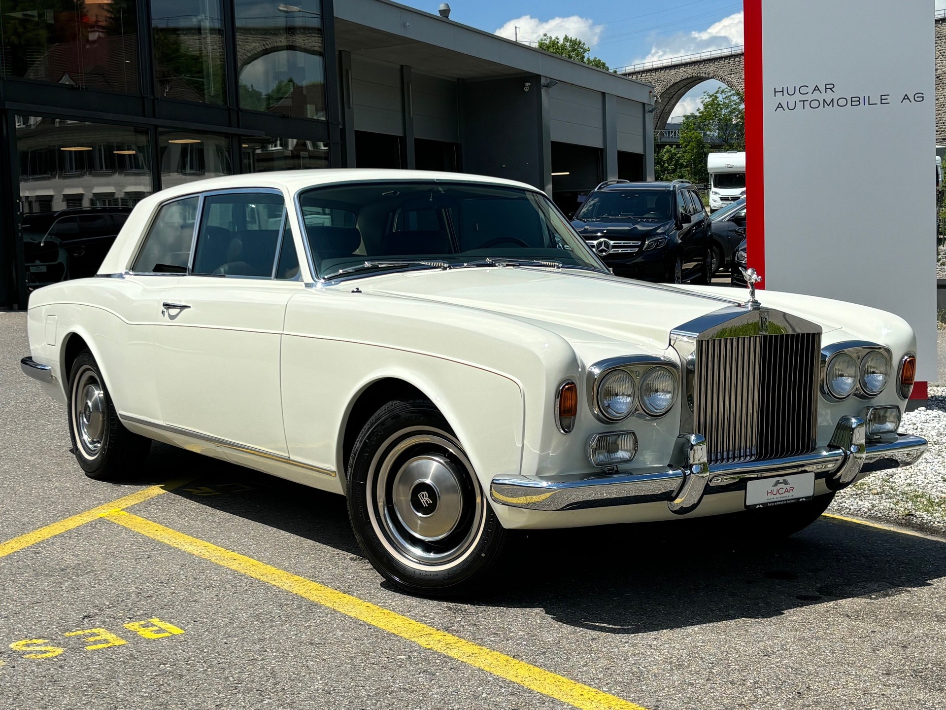 ROLLS-ROYCE Corniche Coupe