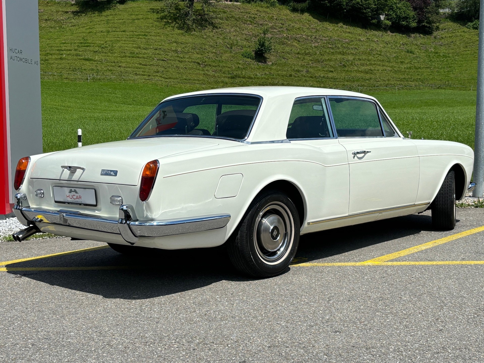 ROLLS-ROYCE Corniche Coupe-image-2