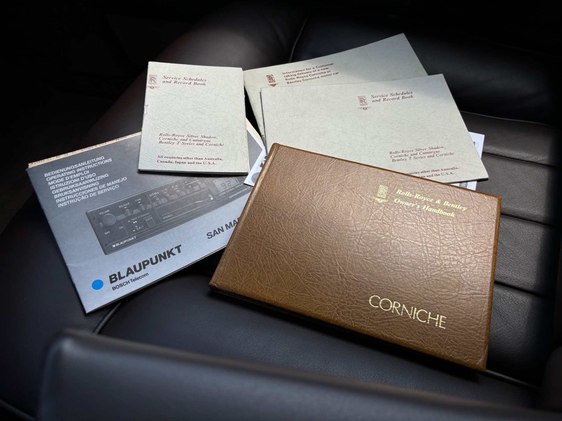 ROLLS-ROYCE Corniche Coupe-image-14
