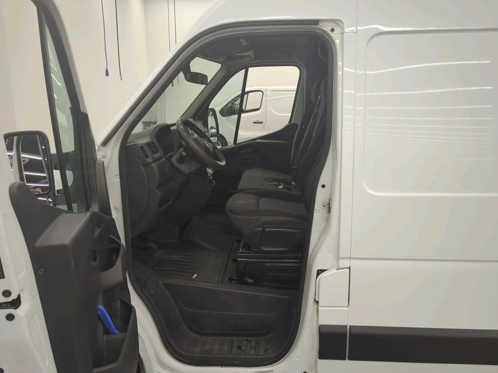 RENAULT Master T35 ENERGY 2.3dCi 150 L2H2-image-7