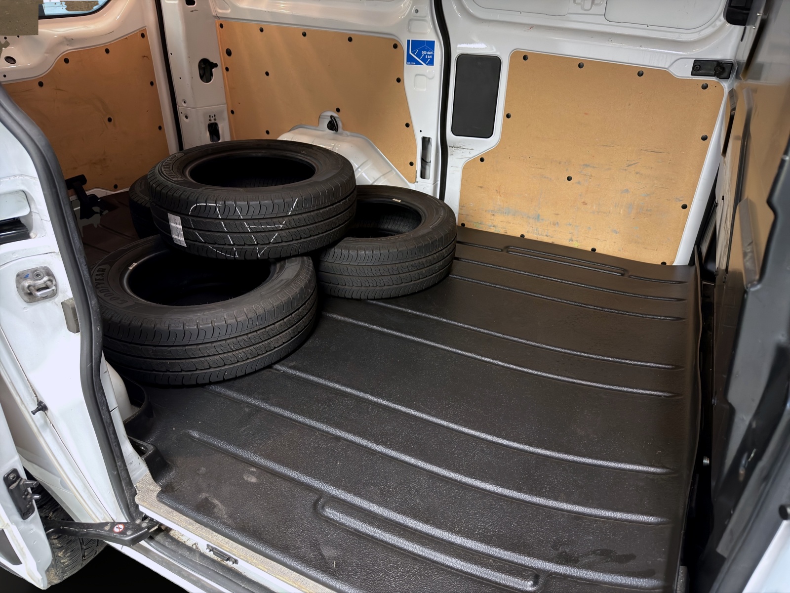 FORD FORD FORD Transit Custom Van 320 L1H1 Trend-image-8