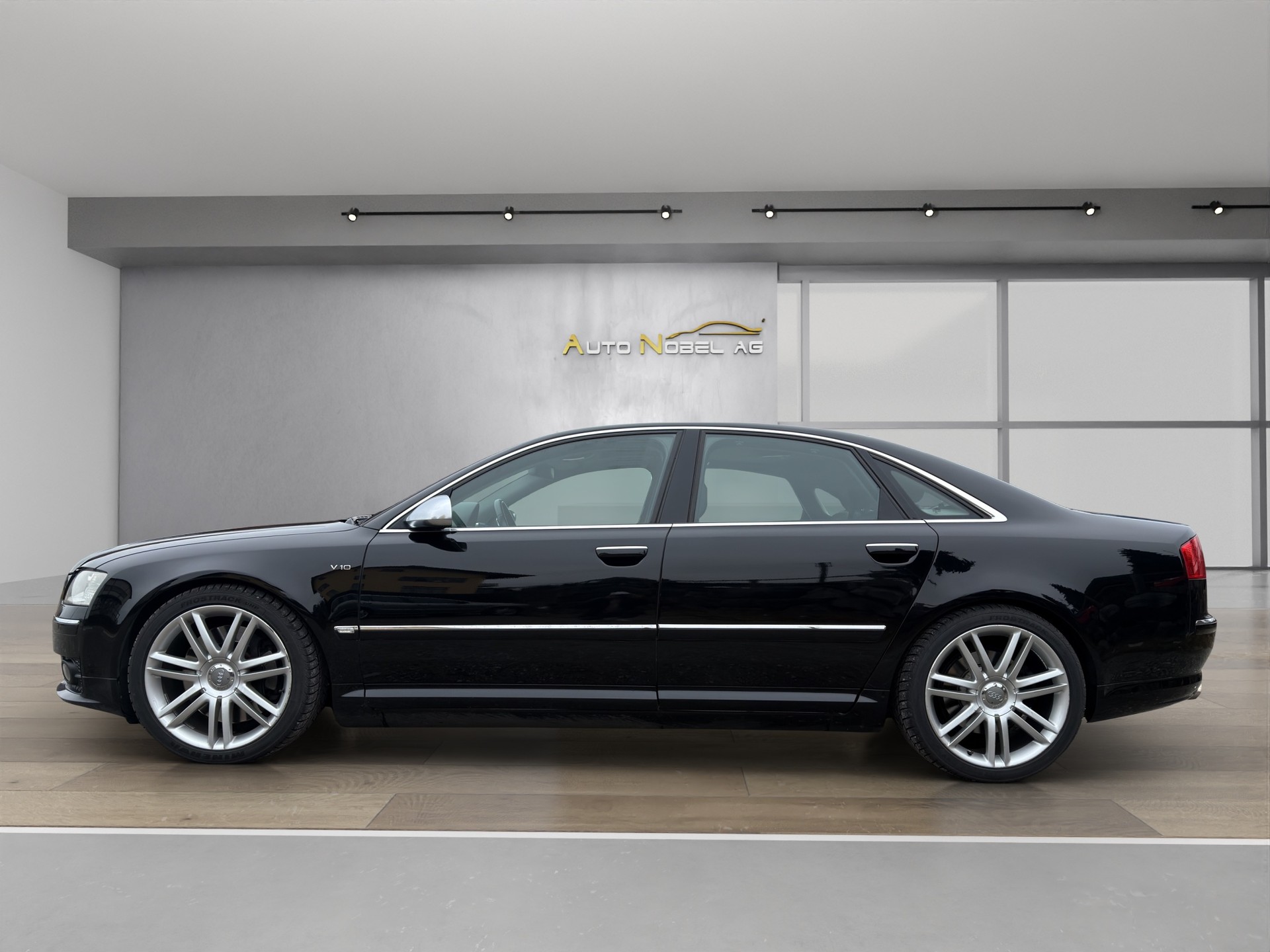 AUDI S8 5.2 V10 quattro tiptronic-image-6