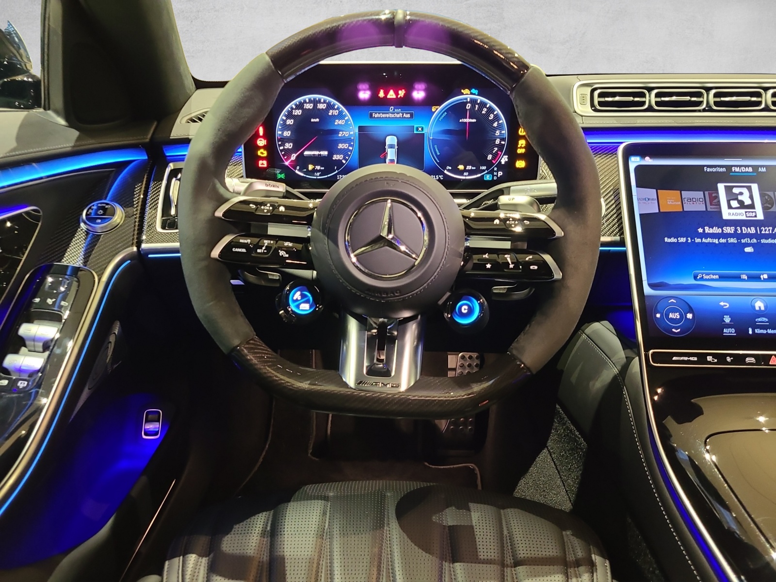 MERCEDES-BENZ S 63 AMG E Performance 4Matic-image-12