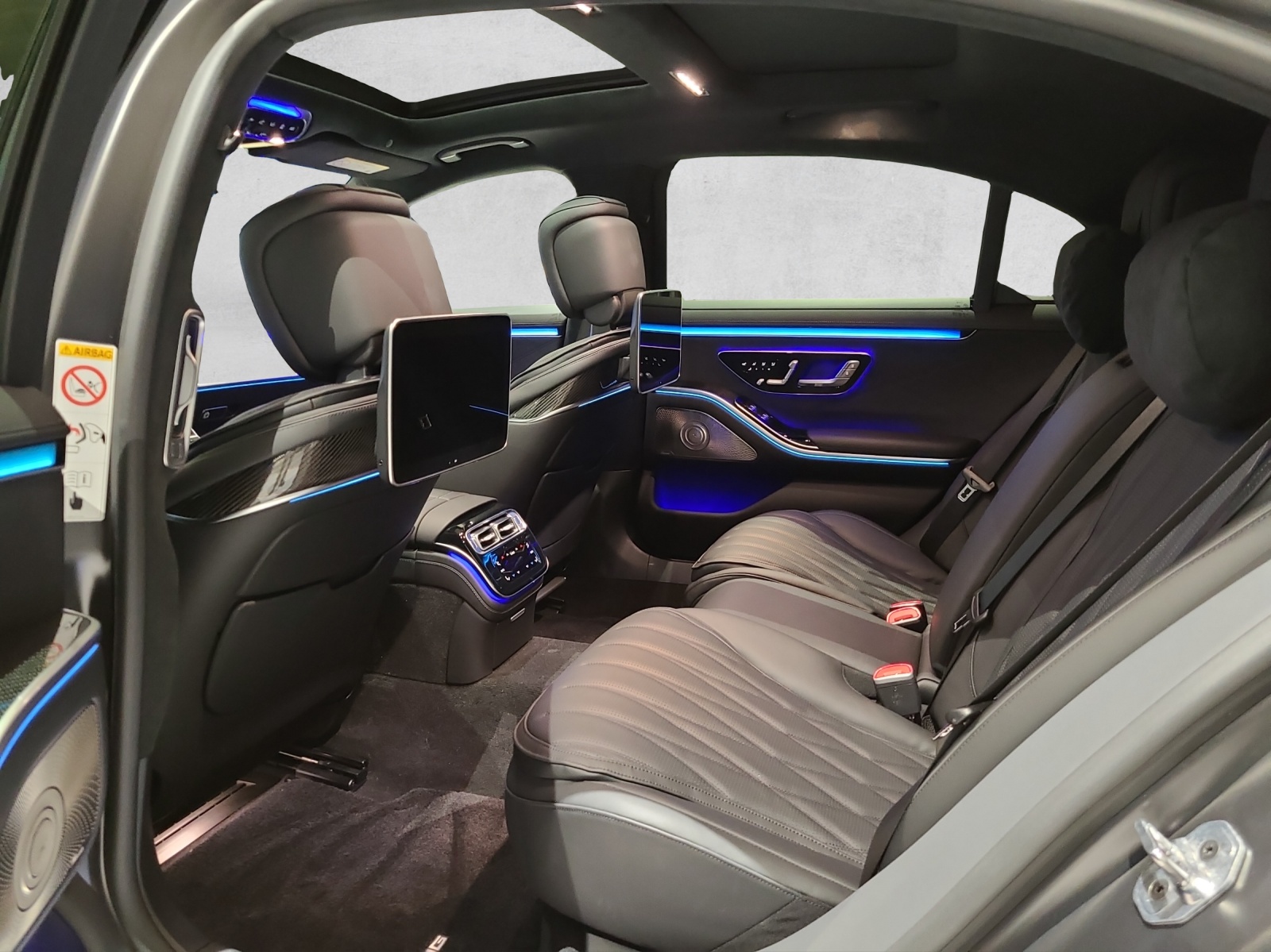 MERCEDES-BENZ S 63 AMG E Performance 4Matic-image-10