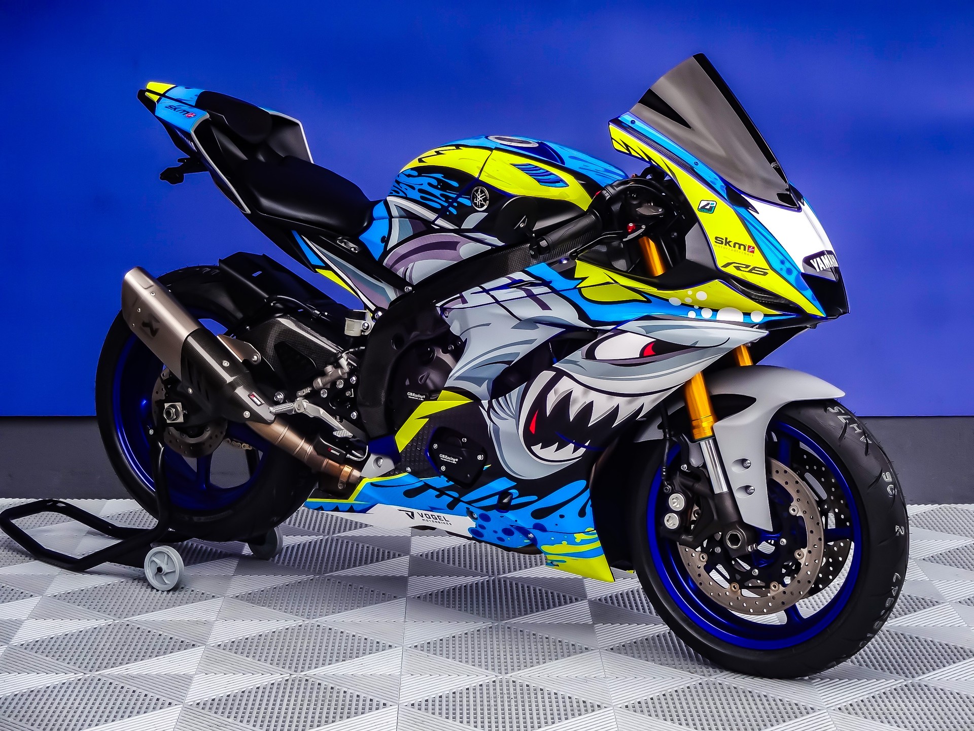 YAMAHA YZF-R6-image-1
