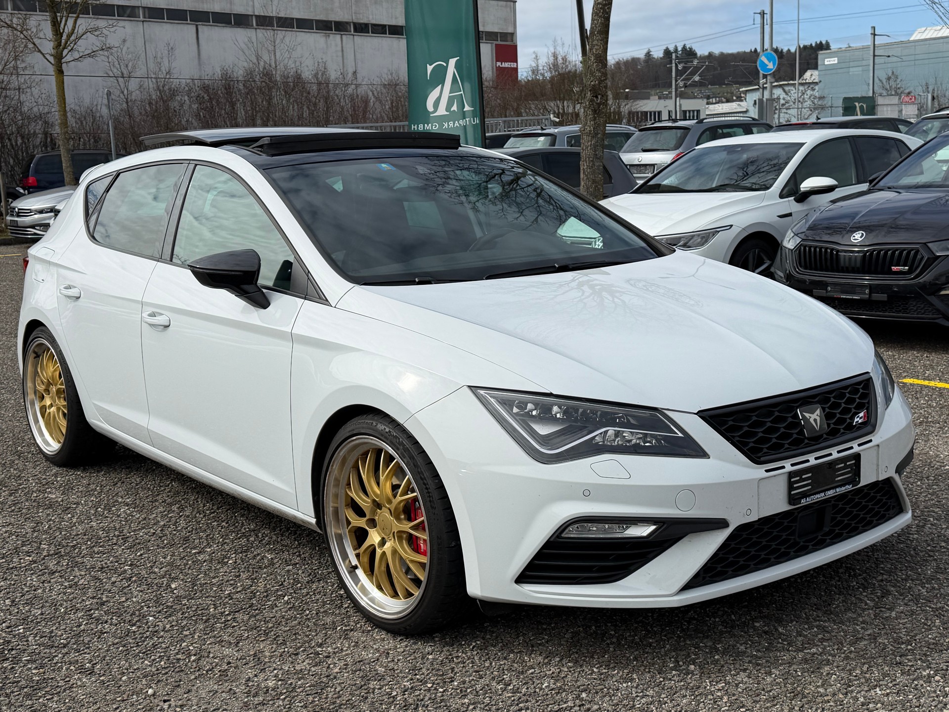 SEAT Leon 2.0 TSI Cupra 300 DSG-showroom-element-2
