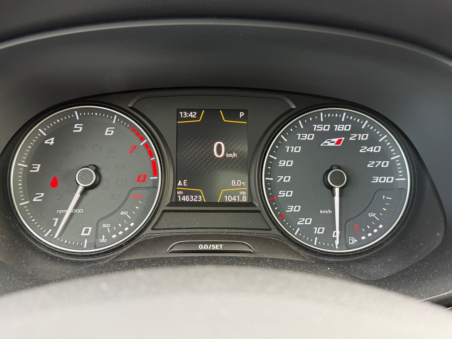 SEAT Leon 2.0 TSI Cupra 300 DSG-image-17