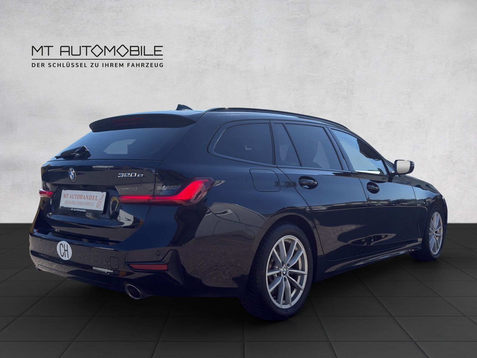 BMW 320e Touring Sport Line Steptronic-image-4