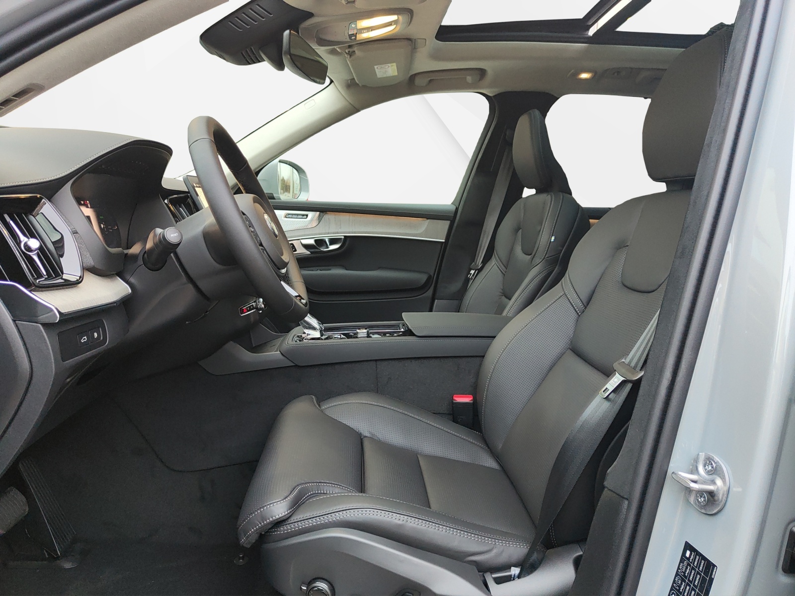 VOLVO XC90 2.0 T8 TE Ultra Bright 7P. eAWD-showroom-element-3