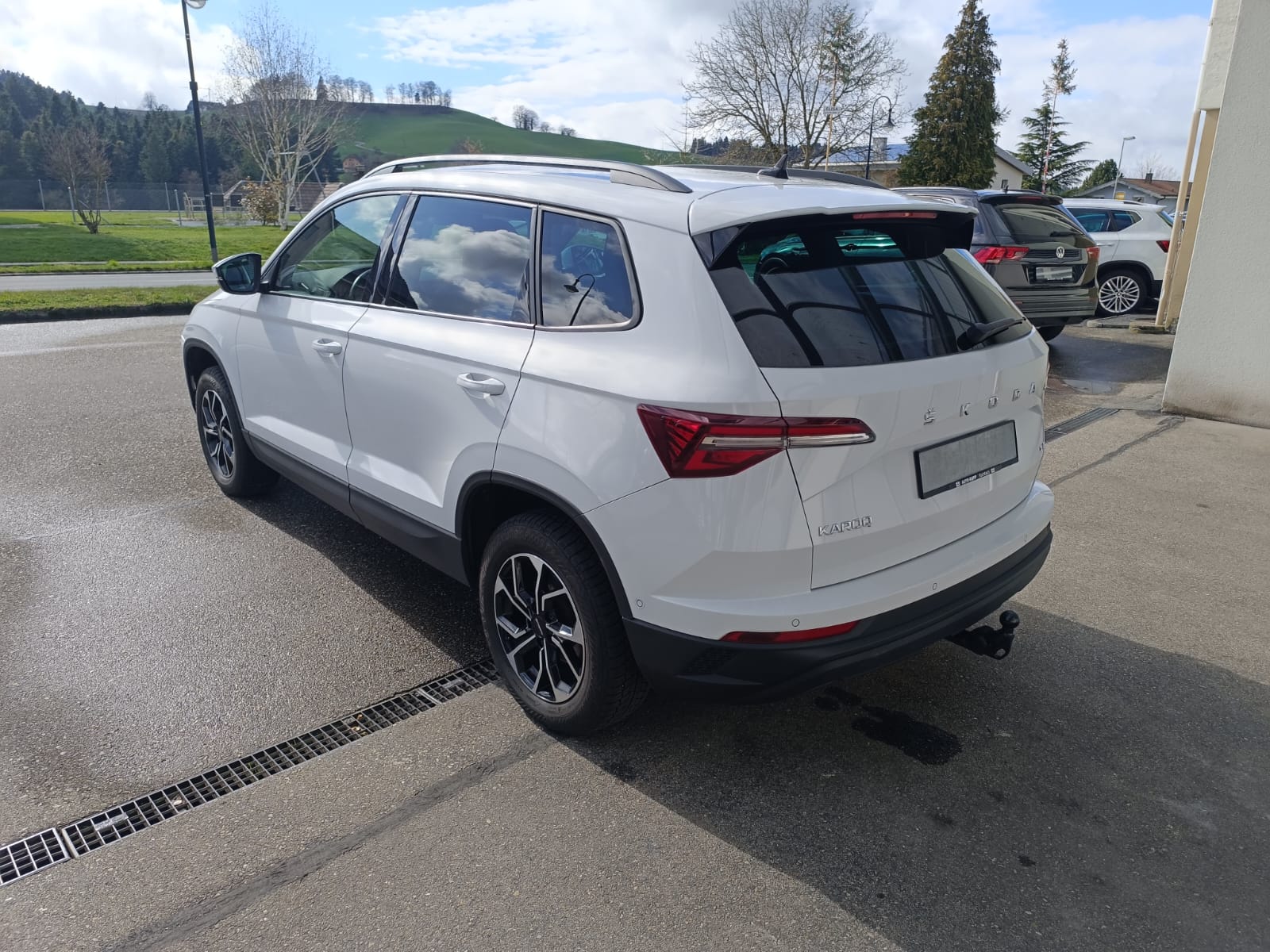 SKODA Karoq 2.0 TDI CR Style 4x4 DSG-image-2
