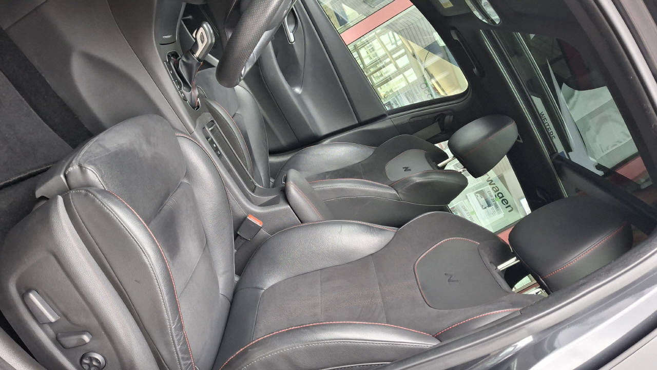 HYUNDAI i30 Wagon 1.5 T-GDi N-Line-image-9