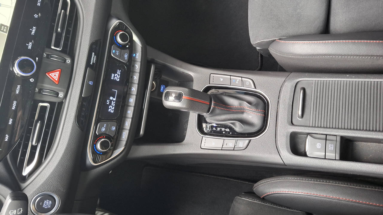 HYUNDAI i30 Wagon 1.5 T-GDi N-Line-image-14