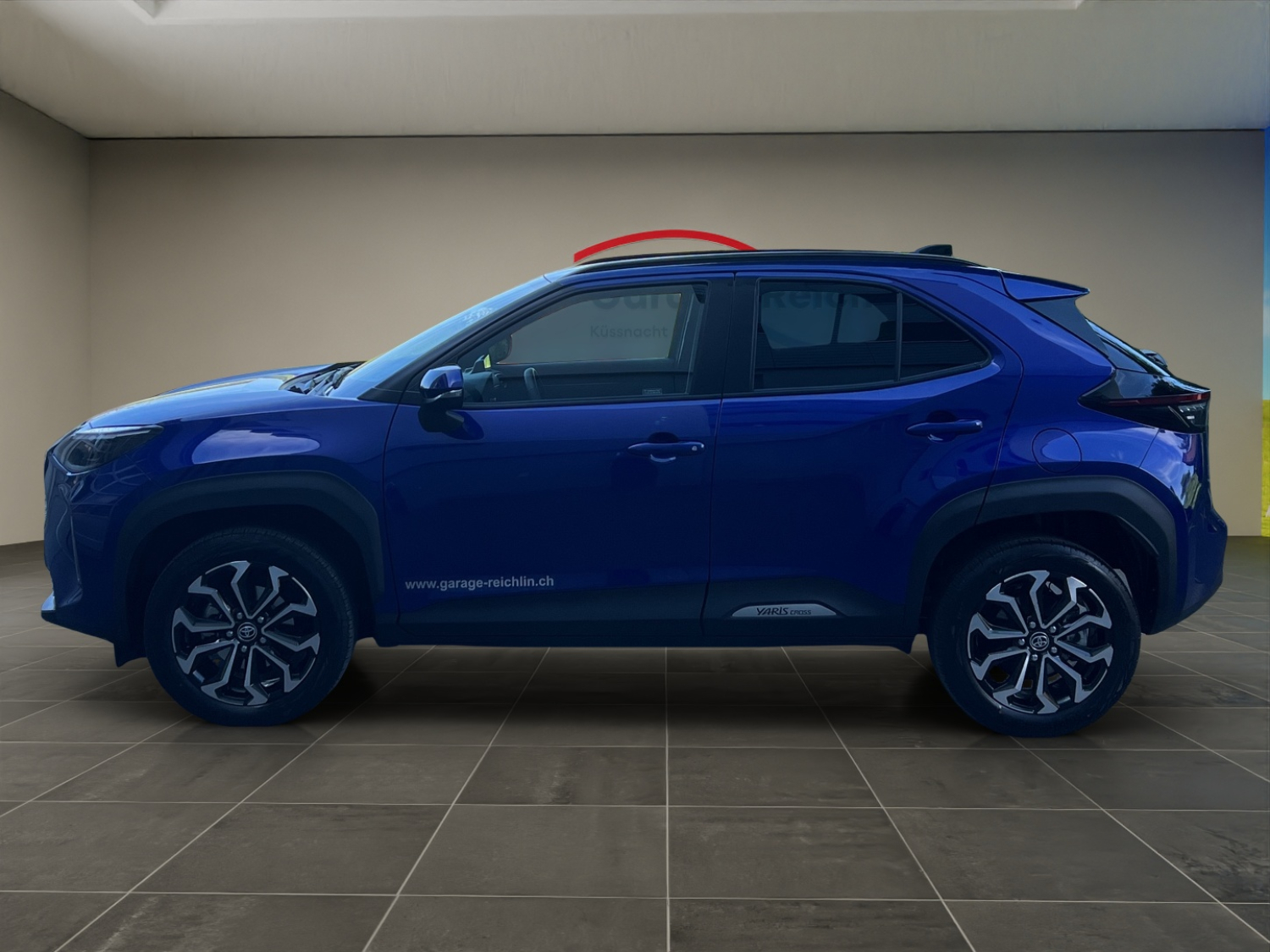 TOYOTA Yaris Cross 1.5 VVT-i HSD Trend AWD-i-showroom-element-1