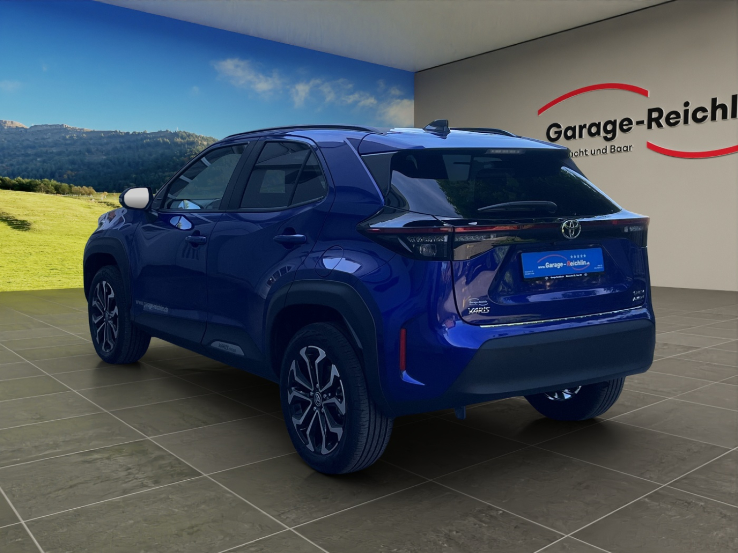 TOYOTA Yaris Cross 1.5 VVT-i HSD Trend AWD-i-showroom-element-2
