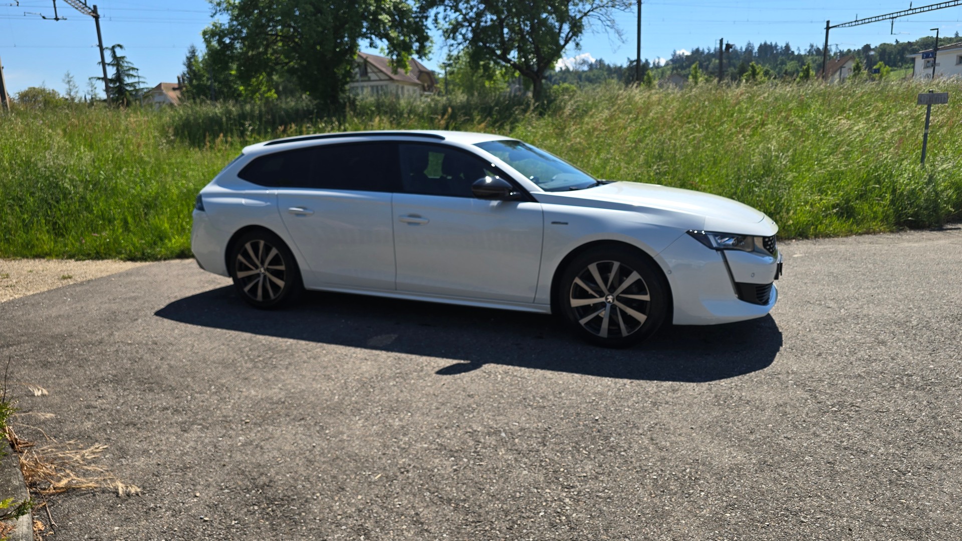 PEUGEOT 508 SW 1.5 Blue HDI GT Line EAT8-image-7