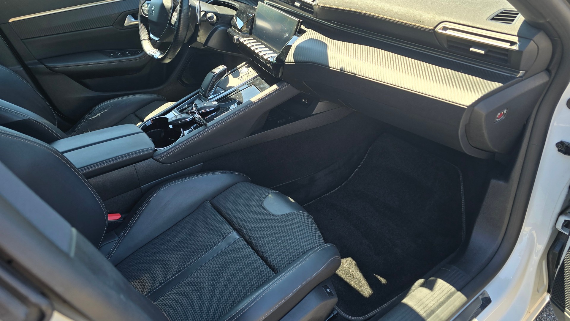PEUGEOT 508 SW 1.5 Blue HDI GT Line EAT8-image-17