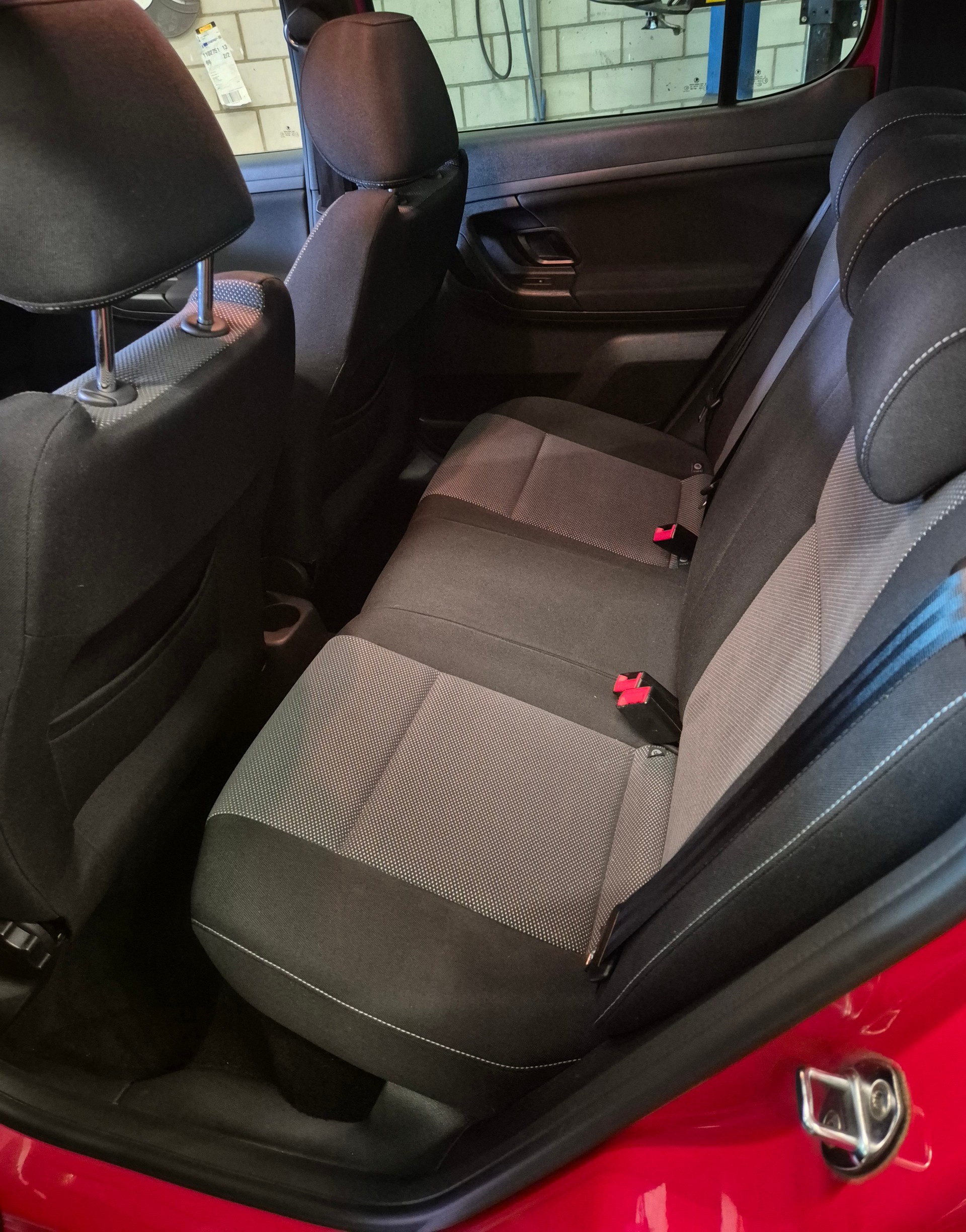 SKODA Fabia 1.2 TSI Monte Carlo DSG-image-8
