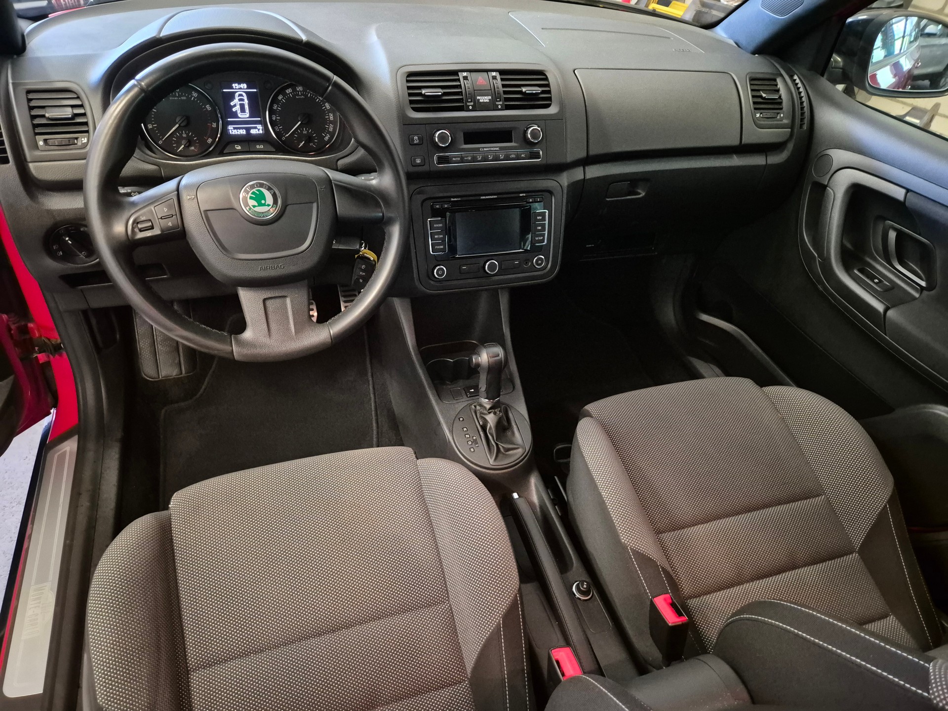 SKODA Fabia 1.2 TSI Monte Carlo DSG-image-6