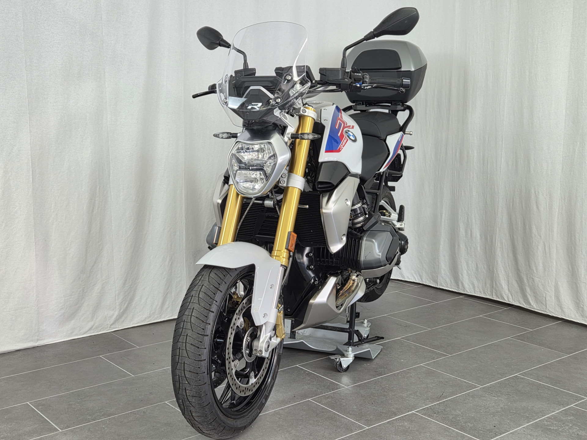 BMW R 1250 R Sport sehr viel Zubehör-showroom-element-2
