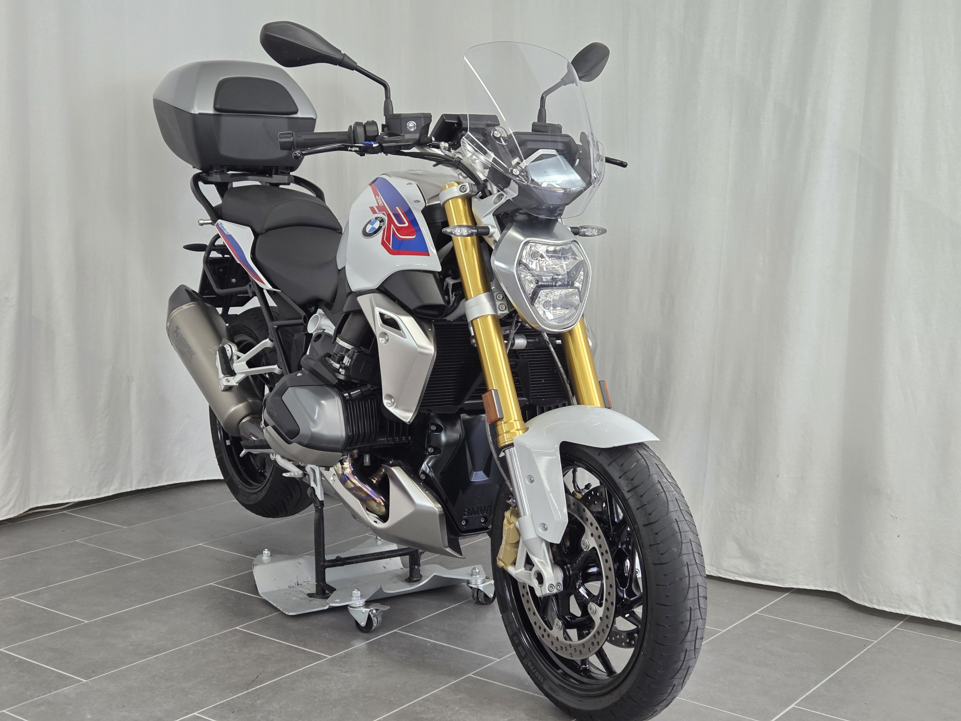 BMW R 1250 R Sport sehr viel Zubehör-showroom-element-1