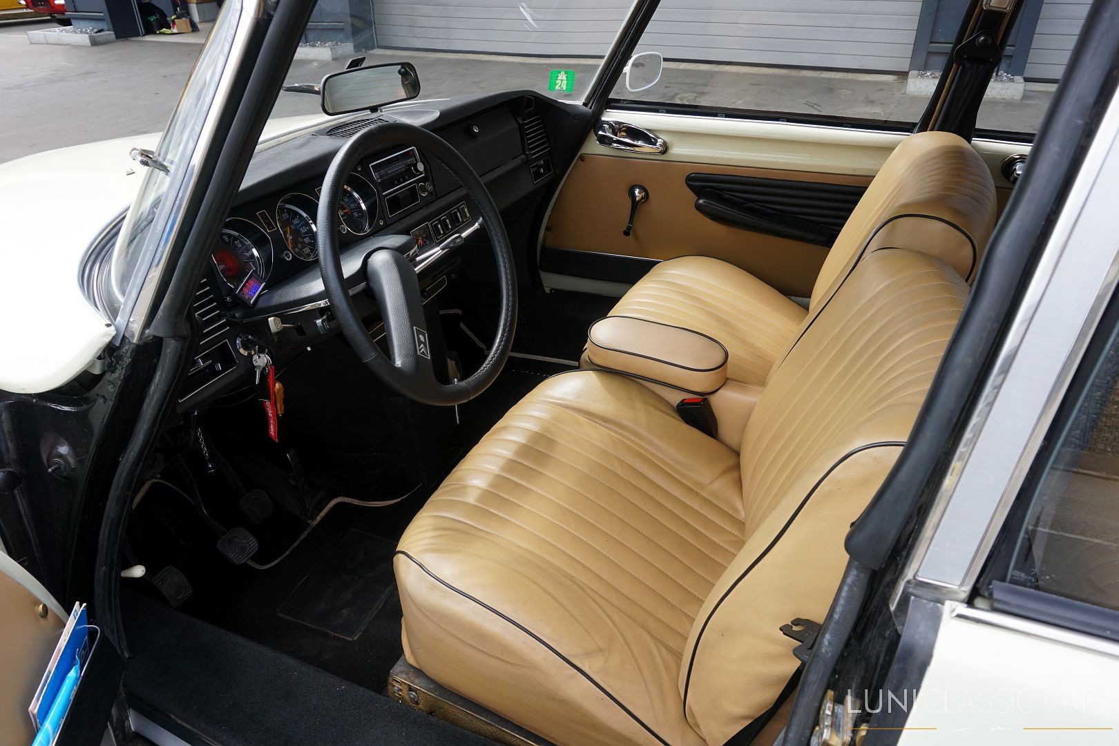 CITROEN D Super 5-image-8